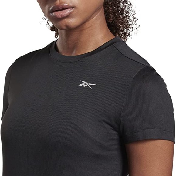 🆕Reebok Women's Running Essentials Short Sleeve Tee, Black, NWT, Authentic - Picture 5 of 14